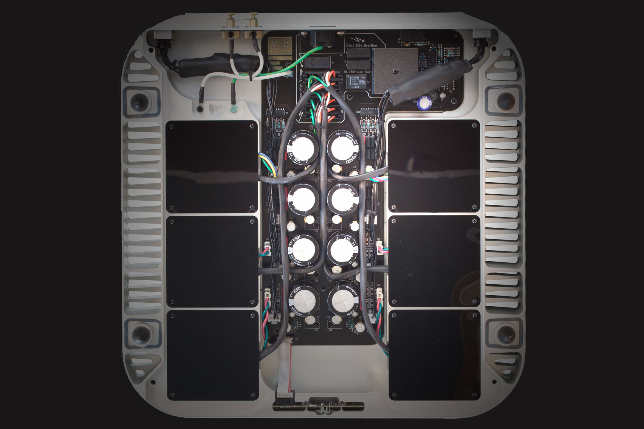 SELECT-DAC-PowerBase_Inside_Image